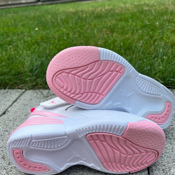 Flight Jordans- white with pink. Kids size 11. - Picture 3 of 5